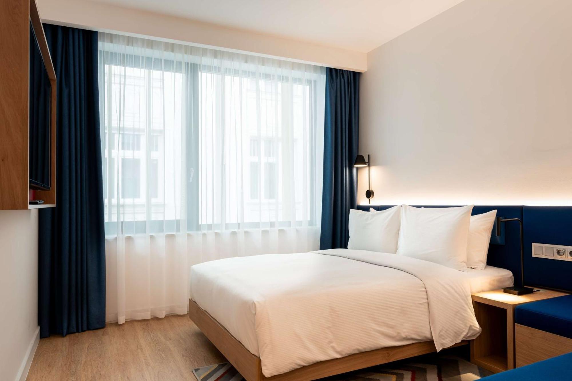 Hampton By Hilton Budapest City Centre Экстерьер фото