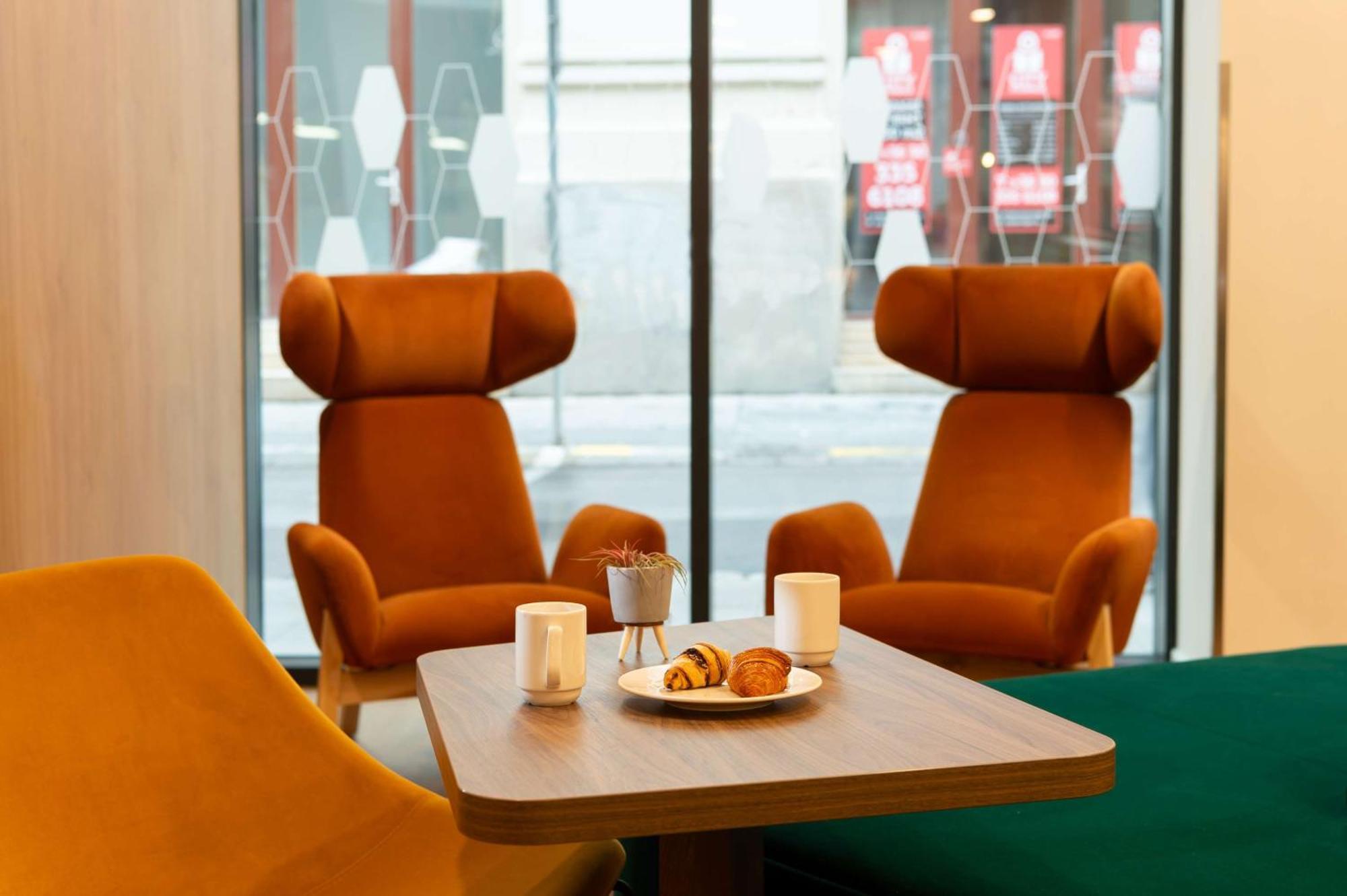 Hampton By Hilton Budapest City Centre Экстерьер фото