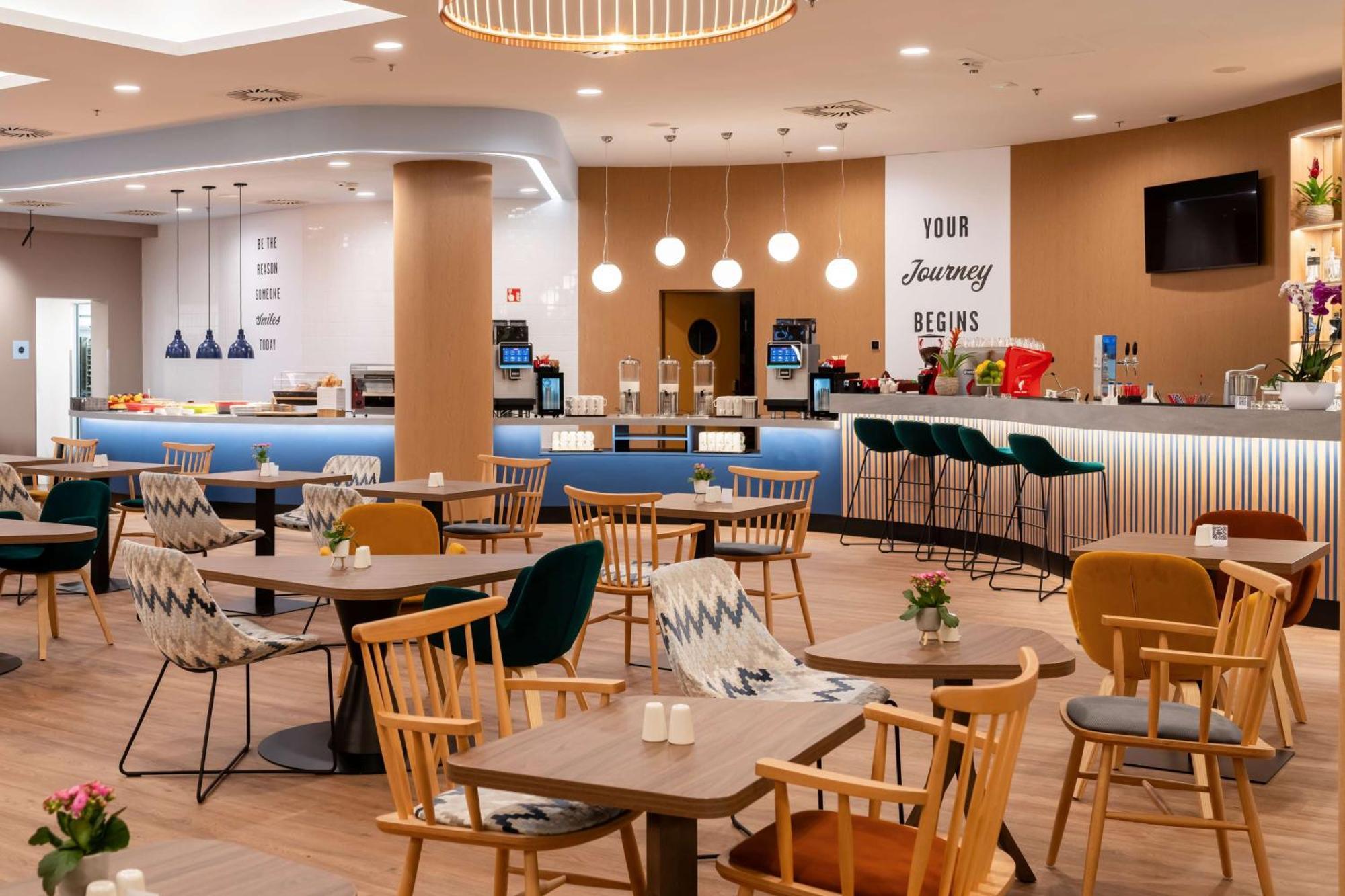 Hampton By Hilton Budapest City Centre Экстерьер фото