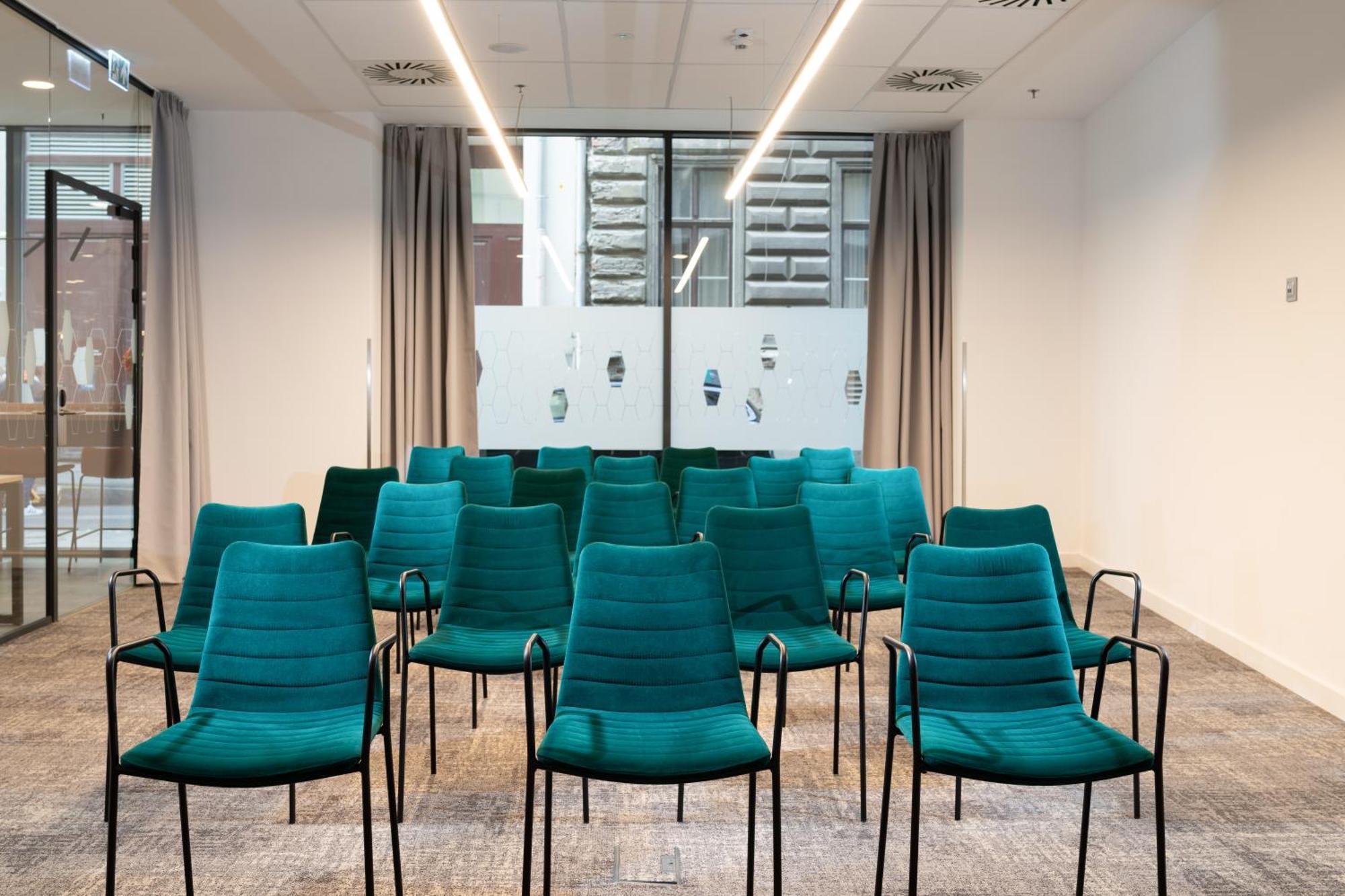 Hampton By Hilton Budapest City Centre Экстерьер фото