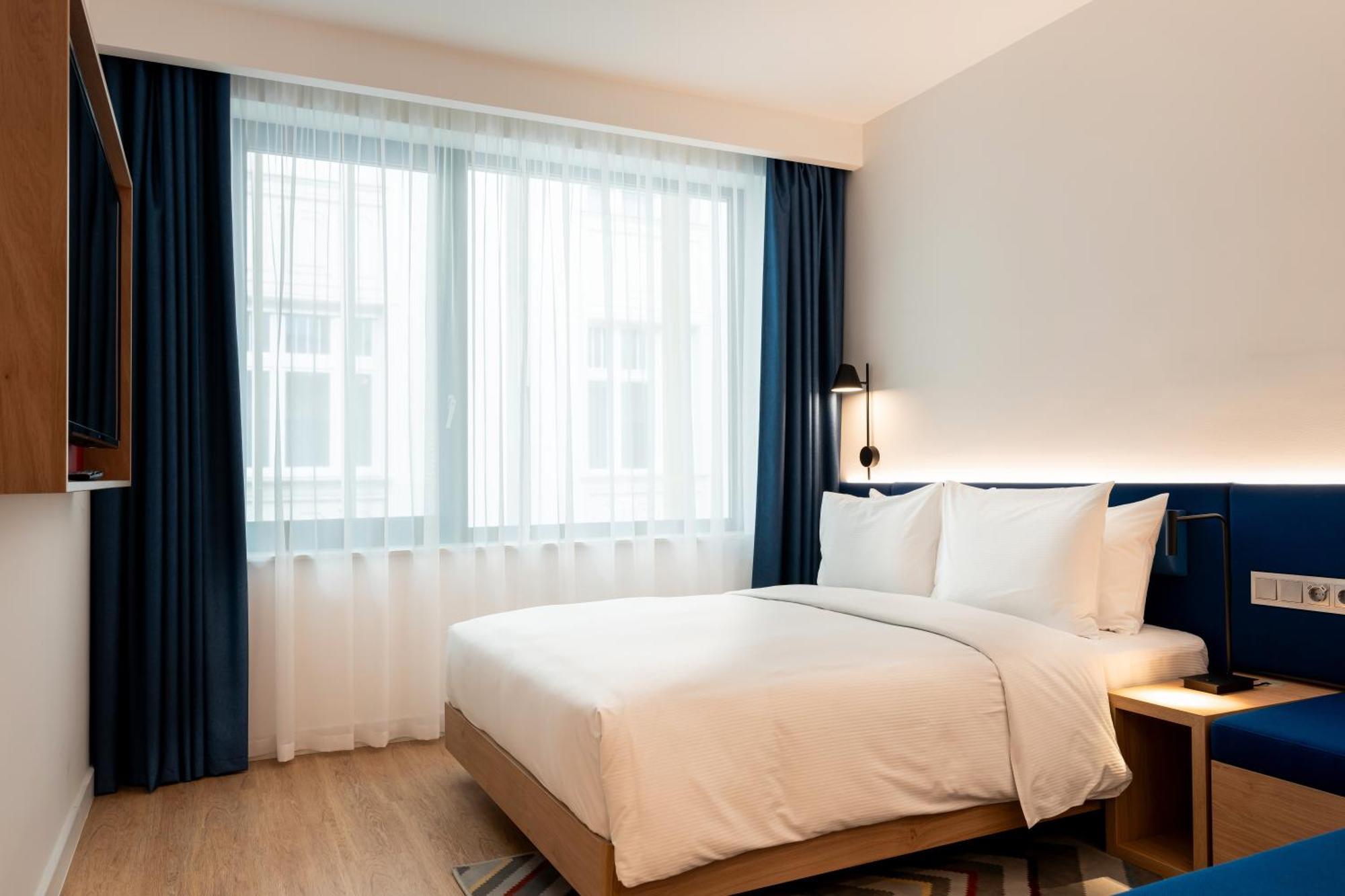 Hampton By Hilton Budapest City Centre Экстерьер фото