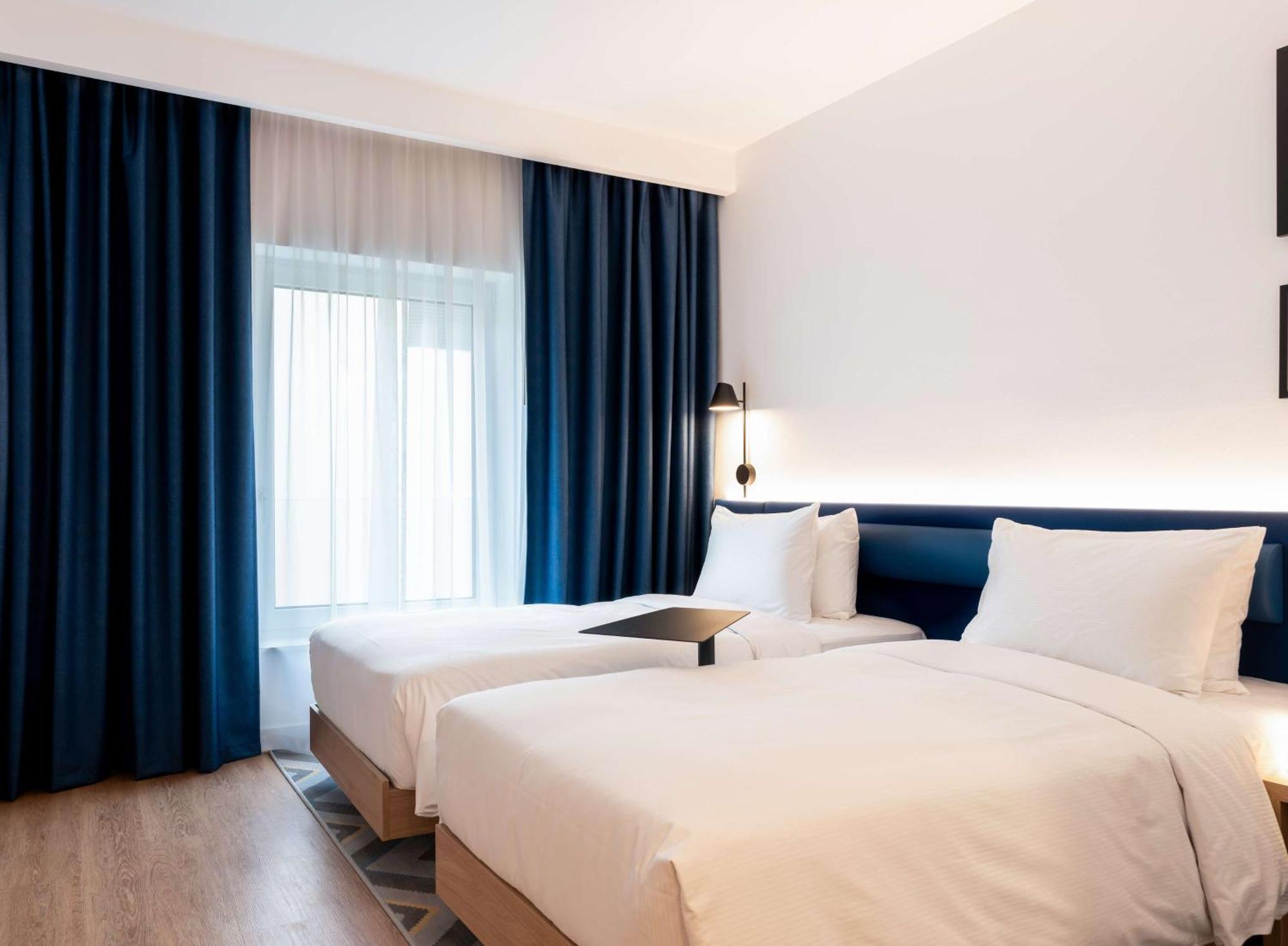 Hampton By Hilton Budapest City Centre Экстерьер фото
